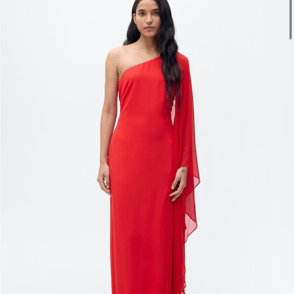 Elegant Red One-Shoulder Dress